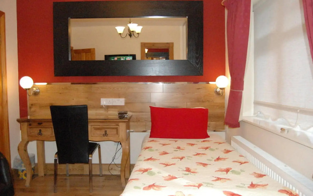 FlyOver Bed and Breakfast