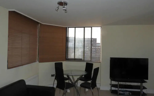 Acacia Road Apartment