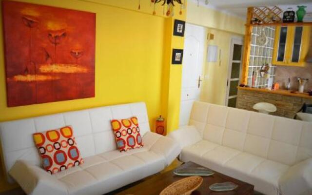 La Bolsa Apartment