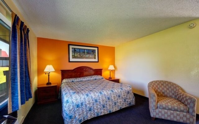 American Best Inn By OYO I-35 Perry near Lake McMurtry