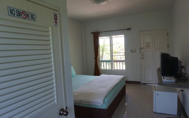 Thatphanom Place