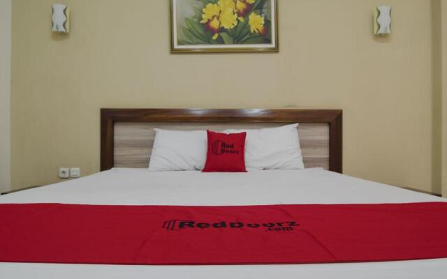 RedDoorz @ Rejosari