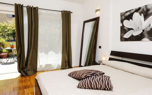 Isola Apartments
