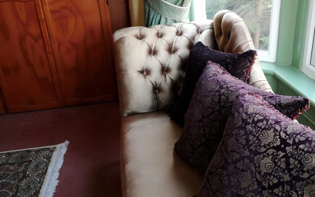 Chimneys Guest House