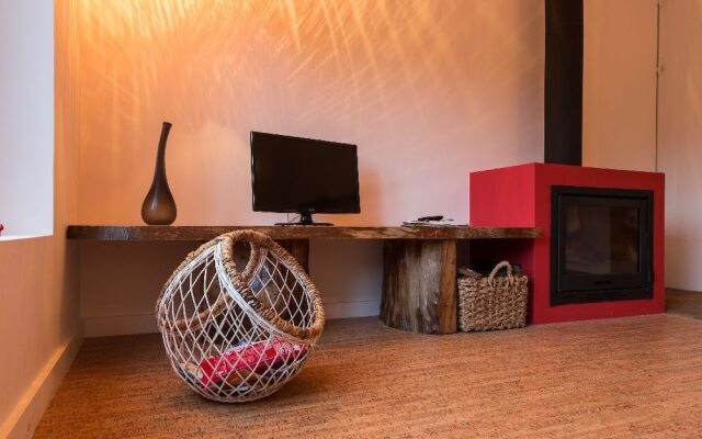 Sete Cidades Lake Lodge