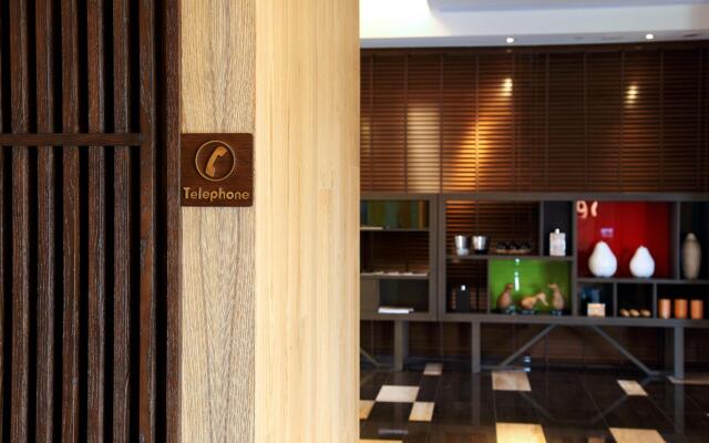Two Tails Hotel Luzhou