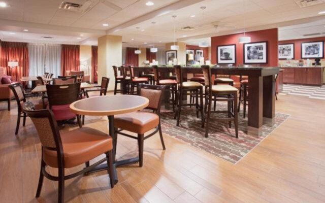 Hampton Inn Knoxville-West At Cedar Bluff