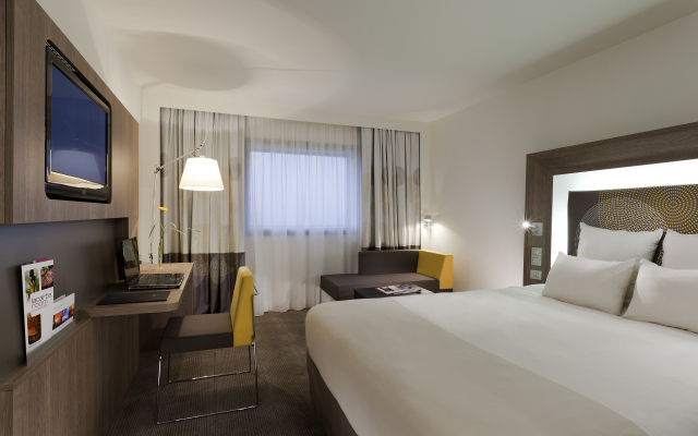 Novotel Paris La Défense Esplanade - Hotel in كوربفوا - Photo 4