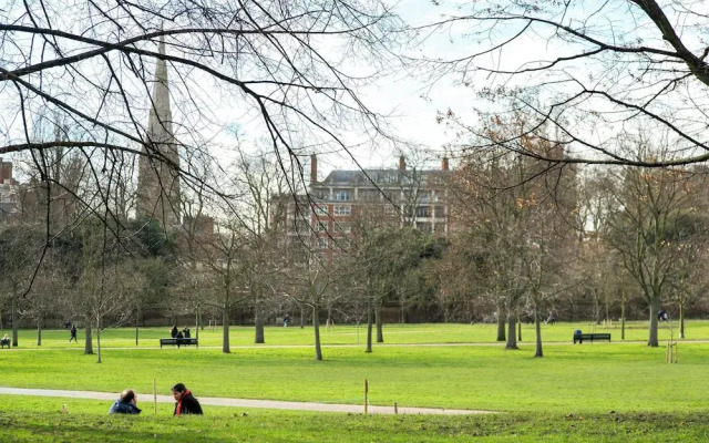 Cromwell Road II by Onefinestay