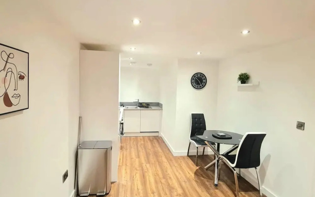1-bedroom Aprt in Salford- Freeparking- Sleeps3