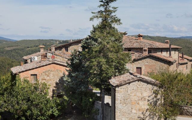 Borgo Carpineto