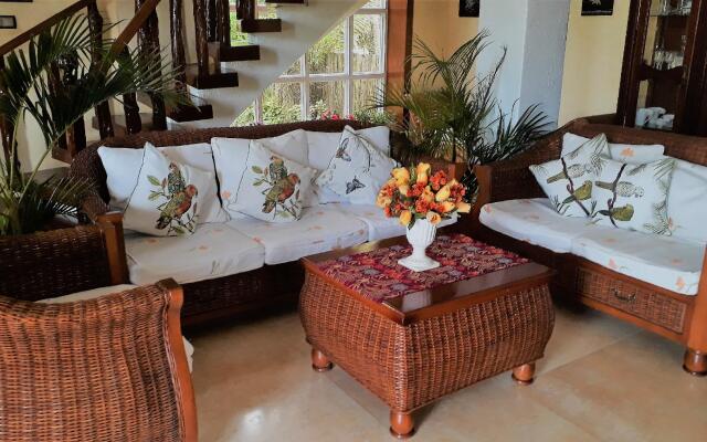 La Parola Orchids Beach Resort