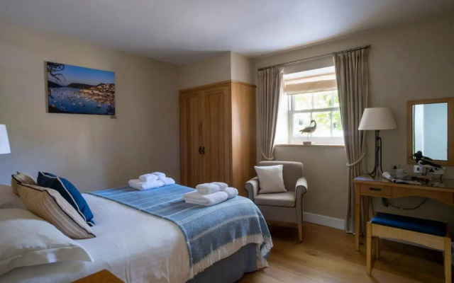 South Sands Hotel