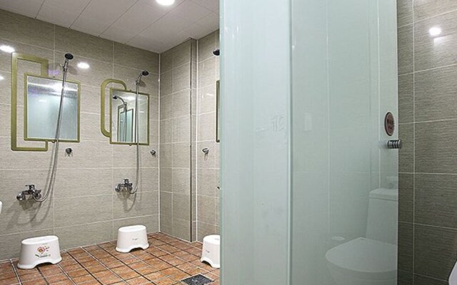 Namhae Happy Village Pension