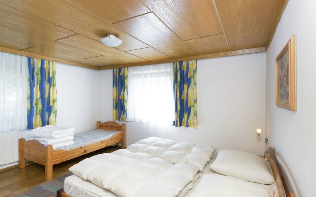 Lush Apartment With Swimming Pool in Silz