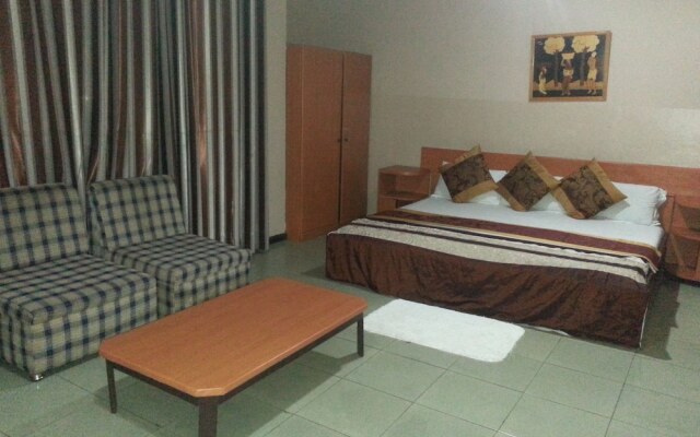 Global Summer Hotel