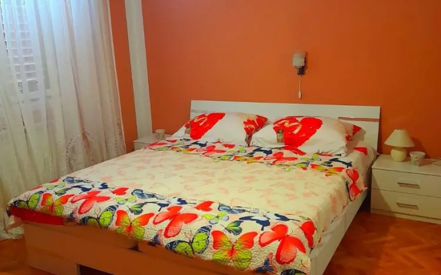 Spacious and Sunny Apartment on Island Rab