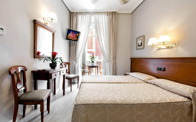 Hostal La Macarena