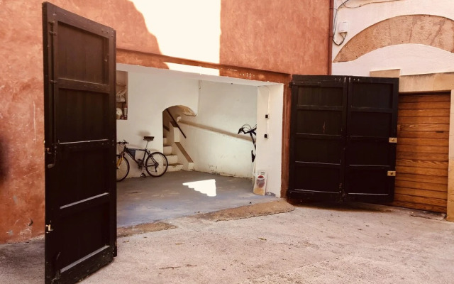 Casa Historica Al Lado Del Mar