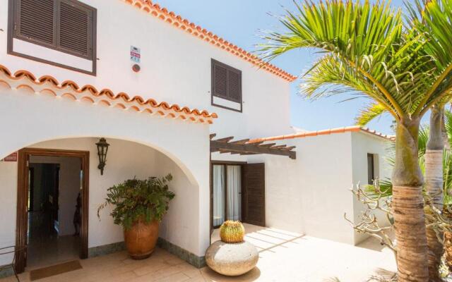 1327 La Quinta Heights