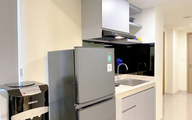 Modern Look 2Br Meikarta Apartment