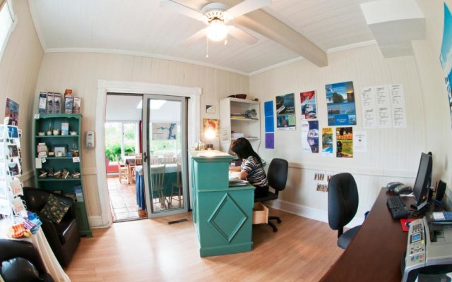 Les Suites de L'Anse