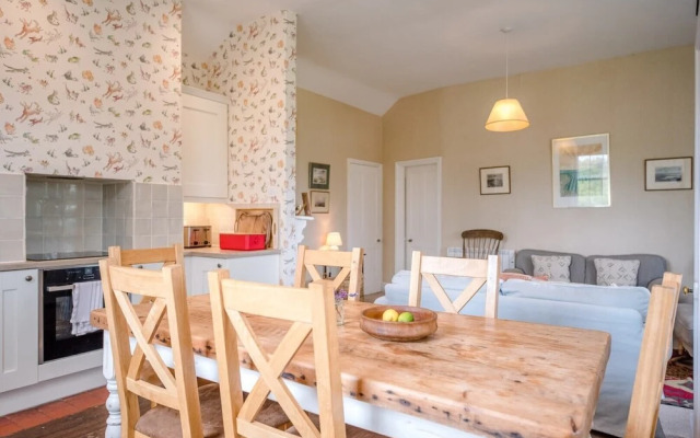 3 Shellpit Cottages, Thorpeness
