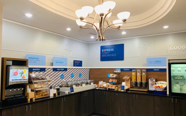 Holiday Inn Express Hotel & Suites Calgary by IHG