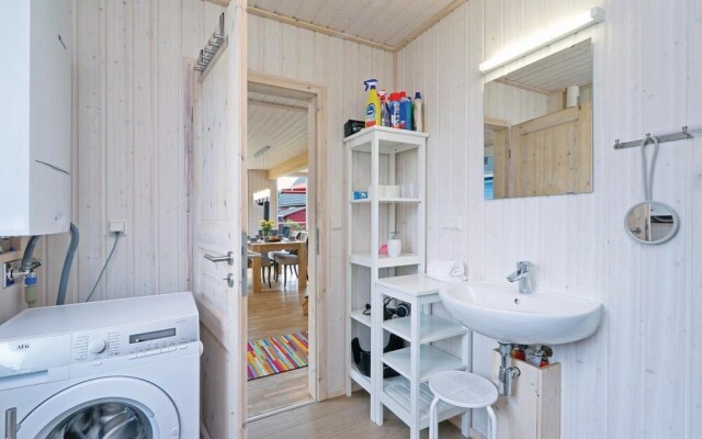 Awesome Home in Zerpenschleuse With 2 Bedrooms and Wifi