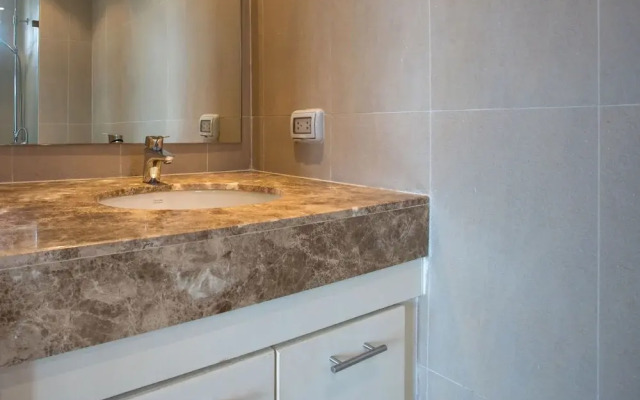Kata Ocean View 1BR Apartment O17