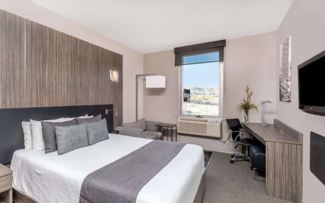 Ramada Encore By Wyndham Chihuahua