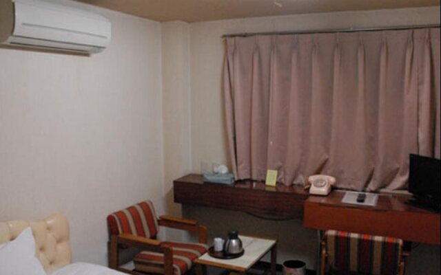 Business Hotel Tenmonkan