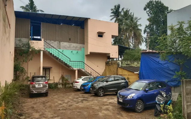 Pondy Stay
