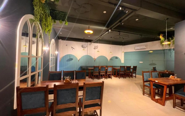 OYO 91695 Hotel Sarvika