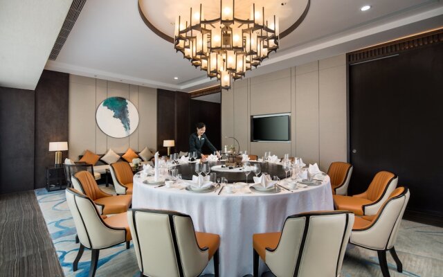 Holiday Inn Zhengzhou Riverside