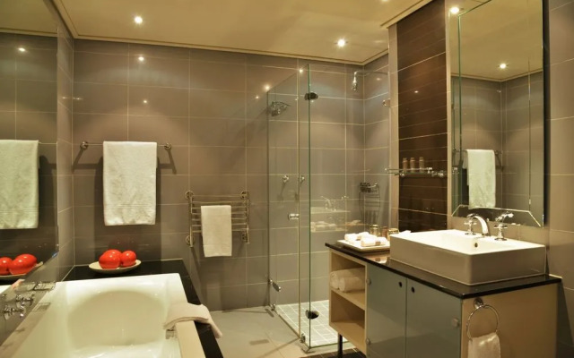 607 Cape Royale Luxury Apartments
