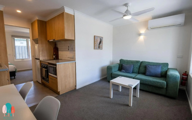 Botanic City Apartments