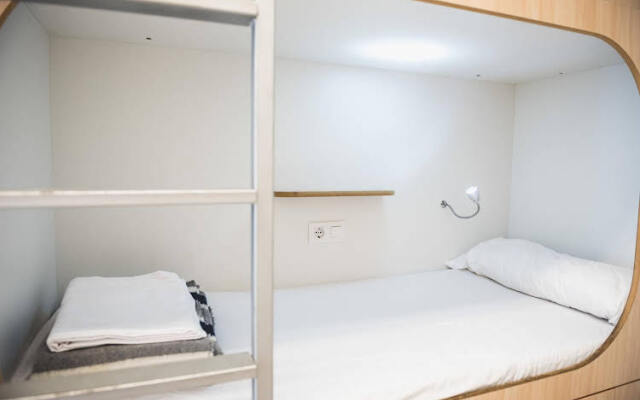 The Hostel Box - Gaudi