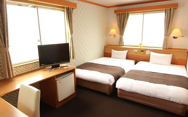 Hotel Livemax Naha Tomariko