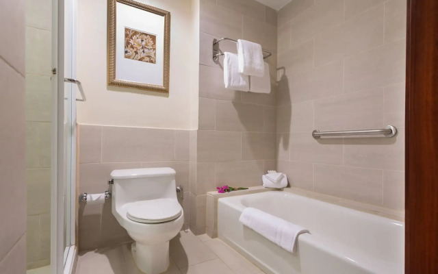 Courtyard by Marriott Panama Multiplaza Mall