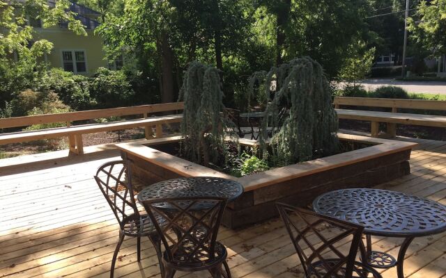 Judson Heath Colonial Inn