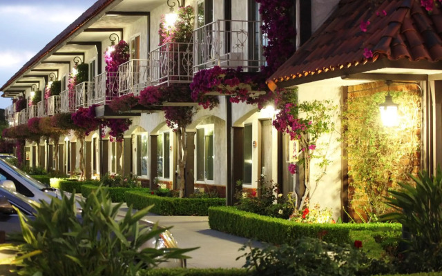 Laguna Hills Lodge