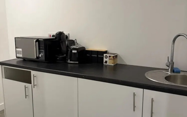 Cozy Apartment in Luton - 1 Bedroom Gem