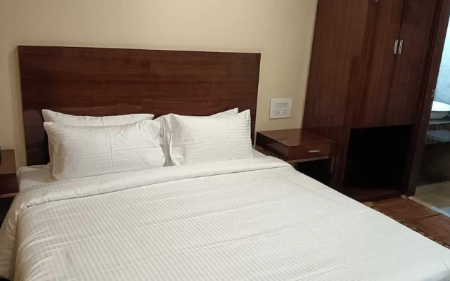 Hotel Layalee Grande Chennai