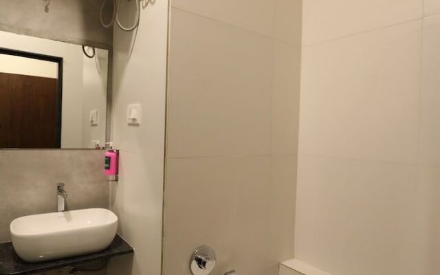 GreenOtel Room Surat