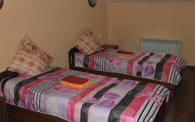 Hostel Favor