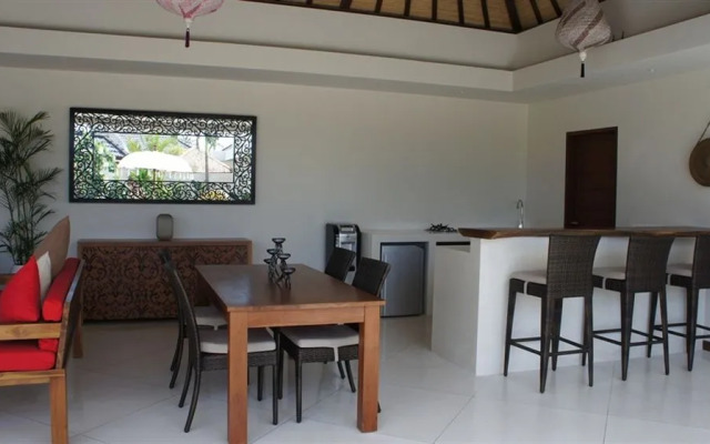 Villa Bugis Kayu Aya Seminyak