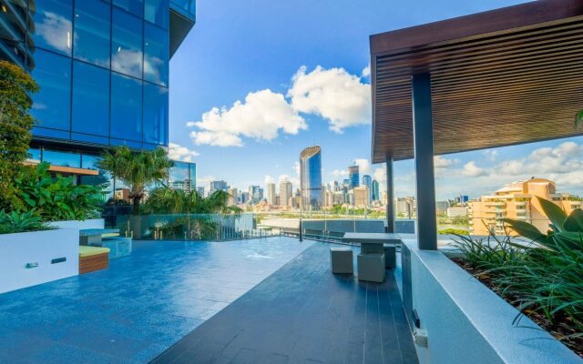 Homely Apartments in Southbank