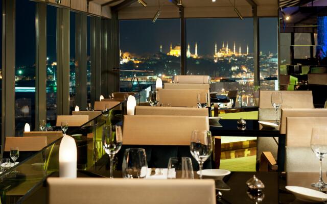 InterContinental Istanbul by IHG