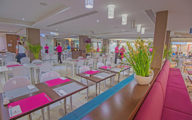 New Famagusta Hotel&Suites